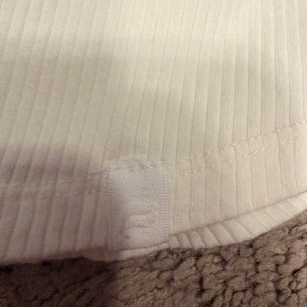 Fabletics White Ribbed Tank Top - Picture 3 of 5